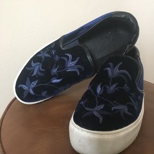 Kenneth Cole Sneakers